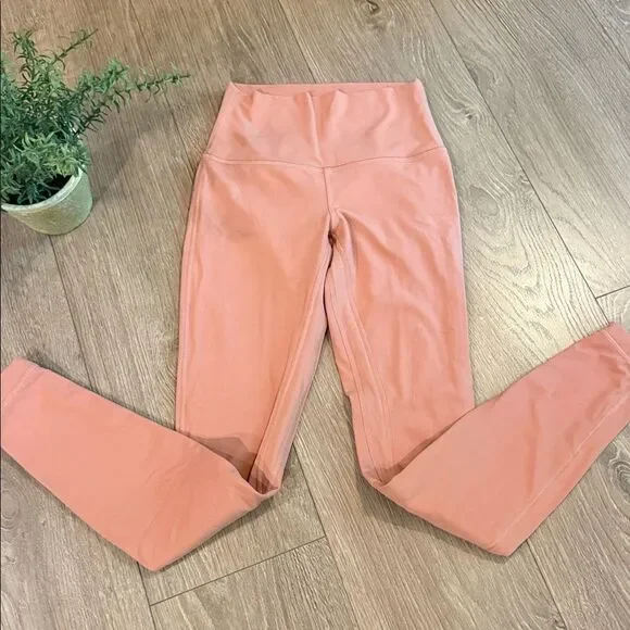 LULULEMON PEACHY PINK COLD WEATHER ALIGN LEGGINGS SIZE 4 EUC - Picture 3 of 5